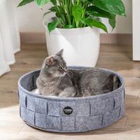 soft round cat bed