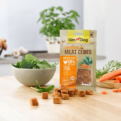 Gimdog SUPERFOOD Meat Cubes Pollo con Carote e Spinaci